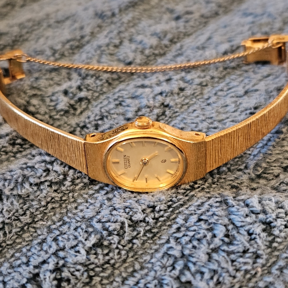 Citizen quarts Vintage children's watch